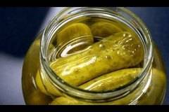 Кисели Краставички – в буркан