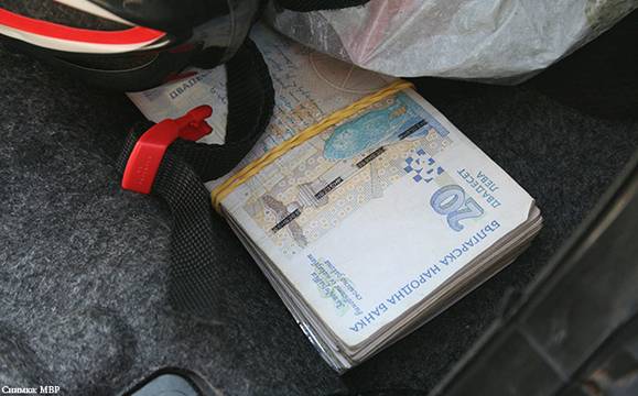 ГДБОП разби престъпна група произвеждала и разпространявала дрога в Бургас