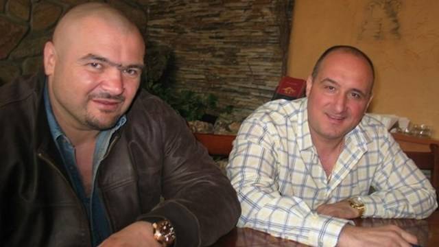 Всички се чудят къде са братята, но за семейството на Пламен Галев се мълчи! Ще ви вземе акъла, ето къде са наследниците на…