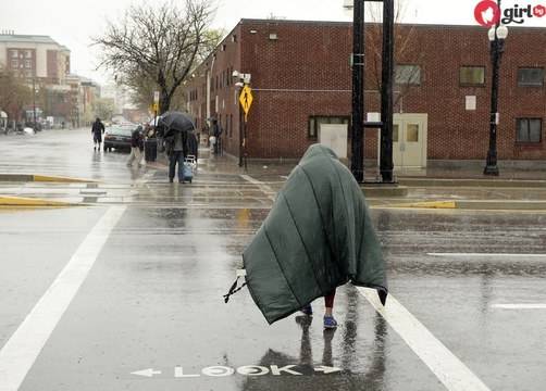 За пример! Американски кмет 3 дена живял като клошар, за да види на какво са подложени бездомните!
