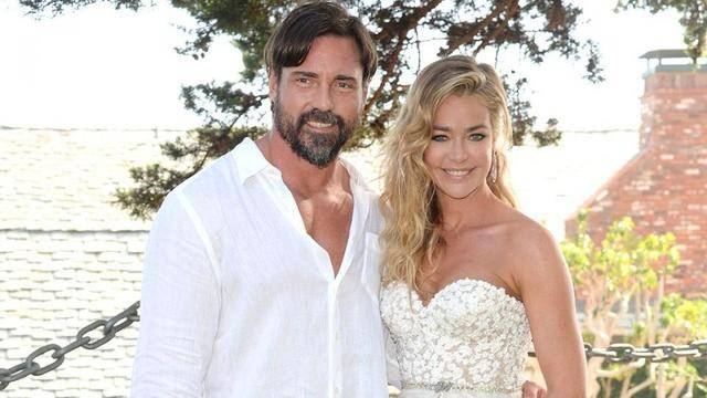 АКТРИСАТА ДЕНИС РИЧАРДС СЕ ОМЪЖИ ЗА КОЛЕГАТА СИ АРЪН ФАЙПЪРС