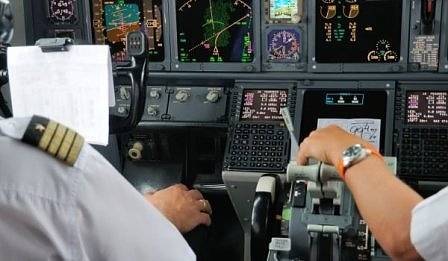 Отмениха 800 полета в САЩ заради урагана „Флорънс“