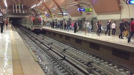 Инцидент в метрото спря влаковете на „Опълченска“