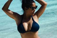 Лятната фурия Salma Hayek