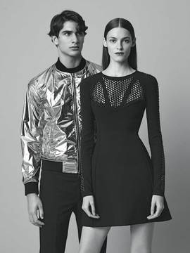 Kremi Otashliyska за Versace