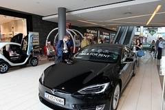 Над 100 000 души посетиха първото изложение за електромобили в България (СНИМКИ)