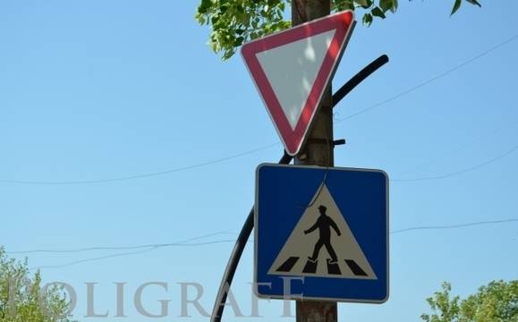 „Мерцедес“ блъсна пенсионерка в центъра на Бургас