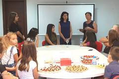 „Червено“ отвори врати