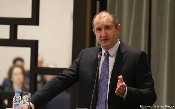 Президентът сезира Конституционния съд за промените в АПК