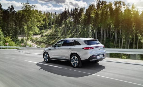 Първата електрическа кола на Mercedes е SUV