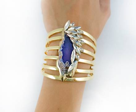 ТОП СЕРИЯ ГРИВНИ И БИЖУТА ЗА ЗИМА