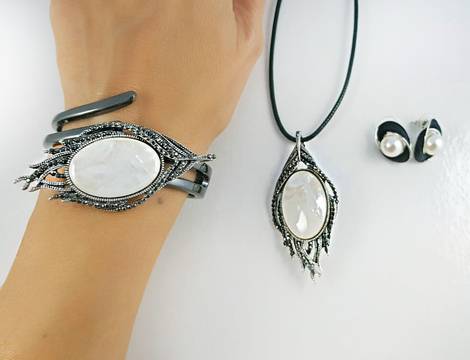 10 ЛУКС БИЖУТА ЗА СЕЗОН ЗИМА СЪС СЕДЕФ