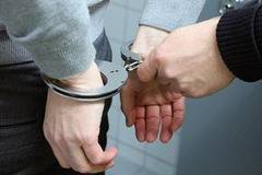 Задържаха млада жена и племенника й за наркотици в Пещера
