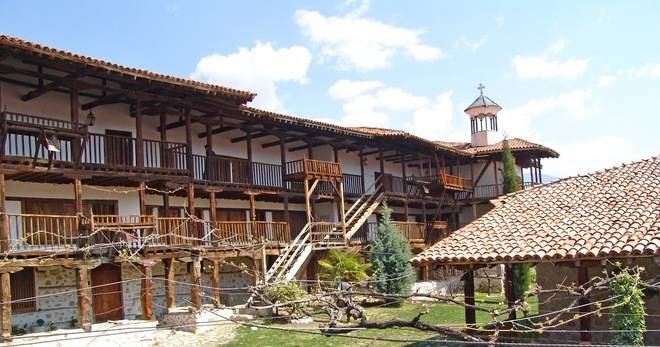 АДВОКАТ ТЪРСИЛ ИМАНЕ В СТЕНАТА НА РОЖЕНСКИЯ МАНАСТИР MEDIAMIX МЕДИЯМИКС-НОВИНИТЕ НА ЕДНО МЯСТО