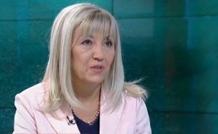 Петя Аврамова: Продължаваме политиката за нови магистрални и скоростни пътища