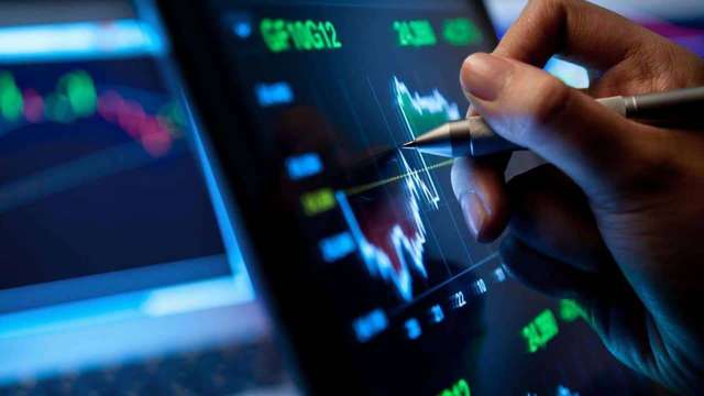 Сигнали и обучение за търгуване с криптовалути.