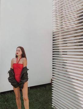 Последното лятно червено изкушение