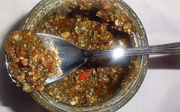 Тази мощна смес на баба Гина от село Лехчево лекува всяка болежка безотказно, рецептата се предава от няколко поколения