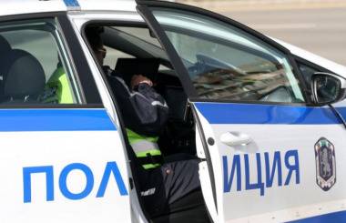 Задържаха шофьор, седнал зад волана, след като е употребил наркотици