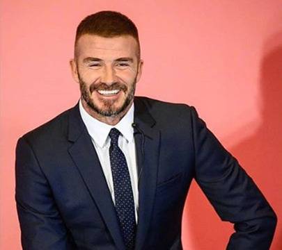 Дейвид Бекъм стана горeщ брюнет