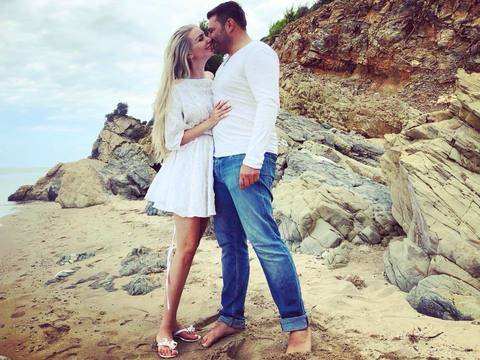 АНТОНИЯ ПЕТРОВА Е БРЕМЕННА ИСТИНСКИТЕ ЖЪЛТИ НОВИНИ