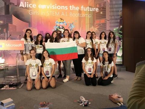 Петнадесет ученички представиха България в международната Майкрософт конференция, посветена на технологиите и изкуствения…