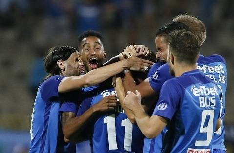 Левски излъга ЦСКА с гол от щастлив рикошет – SportVox