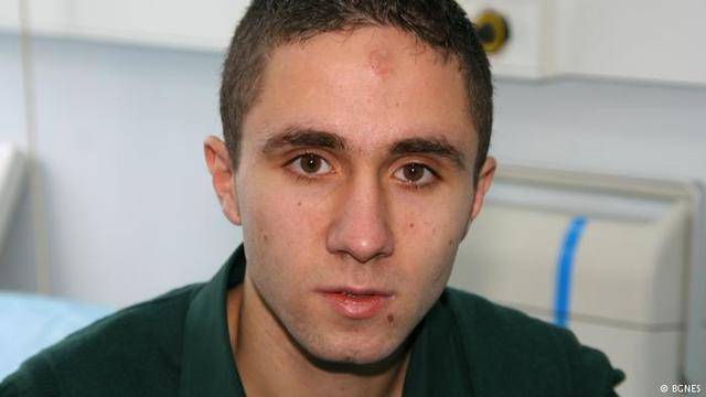 „Битият“ репортер на Господари на ефира: Стана ми лошо и легнах, не съм симулант!