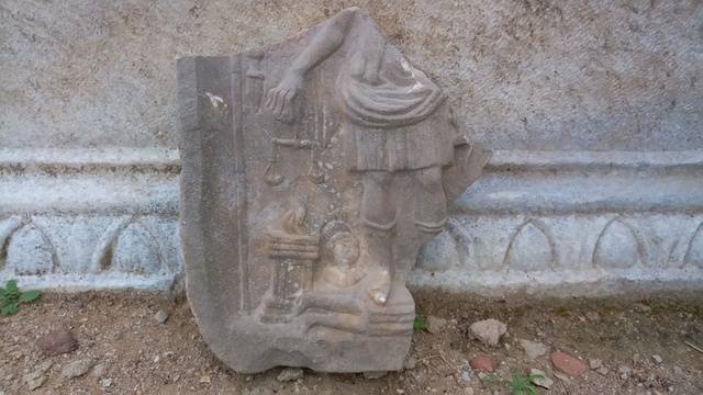 Да те застигне гневът на Немезида