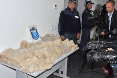 Тримата братя и… рекордната пратка хероин. Кой стои зад аферата?