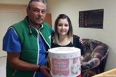 Дарение вместо цветя за сватбата осигури оборудване за детско отделение