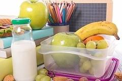 Училища се отказват от програмата за безплатните плод и мляко