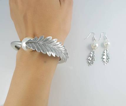 СРЕБЪРНА СЕРИЯ БИЖУТА ЗА СЕЗОН ЗИМА