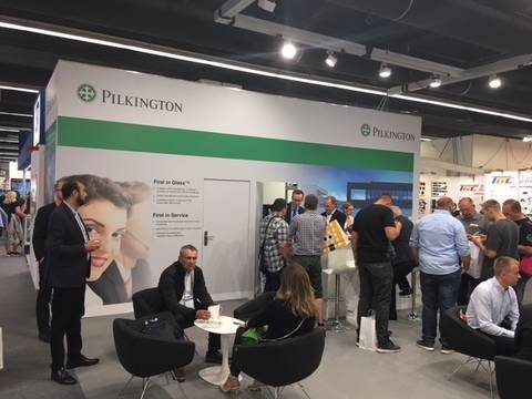 Pilkington на „Автомеханика“