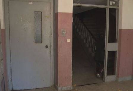 Възрастен мъж пропадна в асансьорна шахта и почина на място в Кърджали