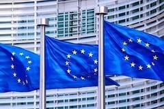 ЕК предлага спирането на еврофондове заради липса на върховенство на закона
