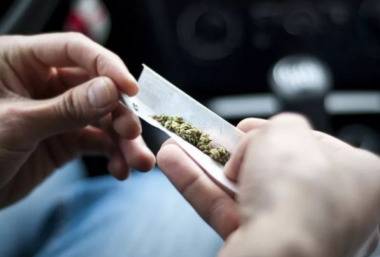 Спипаха 15-годишен пловдивчанин с наркотици