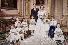 Официалните сватбени портрети на Princess Eugenie и Jack Brooksbank
