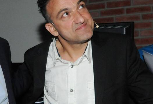 Тлъсти пачки: Зуека здраво се замогна, не е за вярване какво си купи!