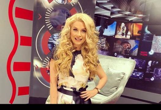 Венета Райкова разкри какво унижение понася всеки млад актьор заради плеймейтките!