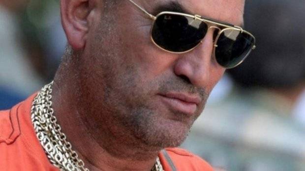 Голяма секира за Ценко Чоков! Остава без: Кола за 200 бона, дом над 200 кв. м, 94 ниви…