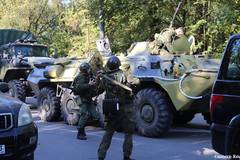 18 души загинаха при атентат в колежанска столова в Крим