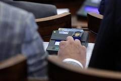 Парламентът започна работа със закъснение заради проблем с кворума