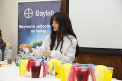 Научната лаборатория за деца на Байер “Малки изследователи, големи открития“ ще посрещне близо 1000 ученици в град София
