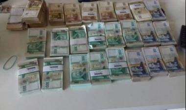 Удар на ГДБОП. Иззеха 150 000 лева и наркотици
