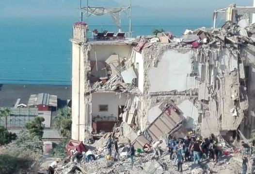 Български експерт-сеизмолог направи плашещо пророчество за зверски силен трус, който ще удари Гърция