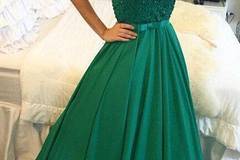 Зелени Дълги Бални Рокли