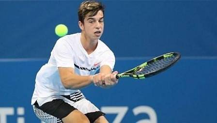 Адриан Андреев се изправя срещу американец в полуфинала на Мастърса в Китай