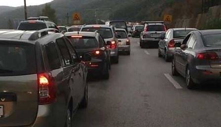 Голямо задръстване на АМ „Хемус“ от разклона за Ботевград посока София