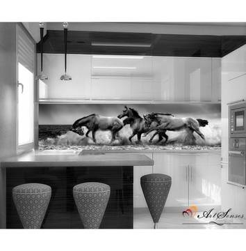 Пано – Коне в черно и бяло